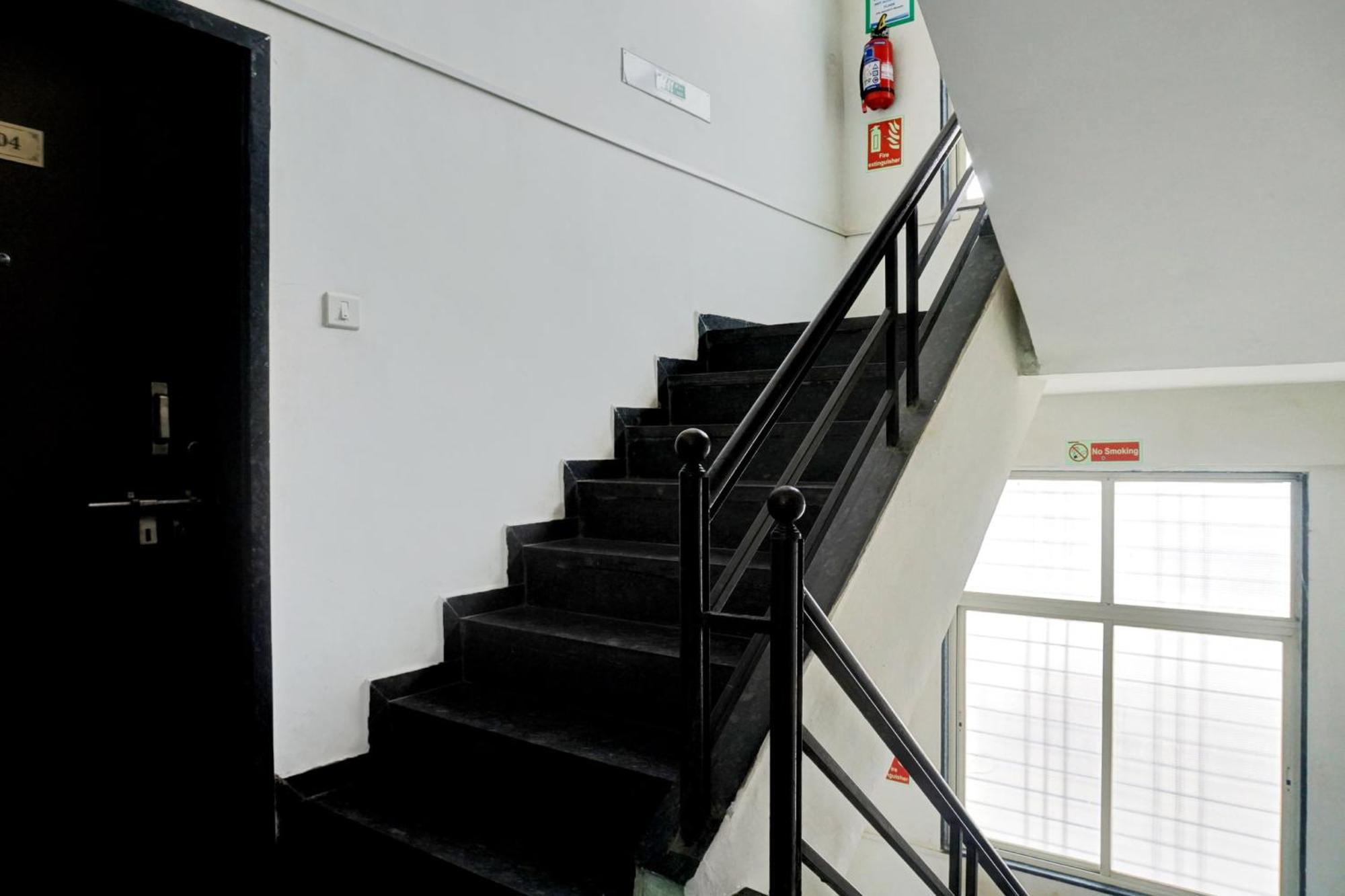 Hotel O Pristine Pune Extérieur photo